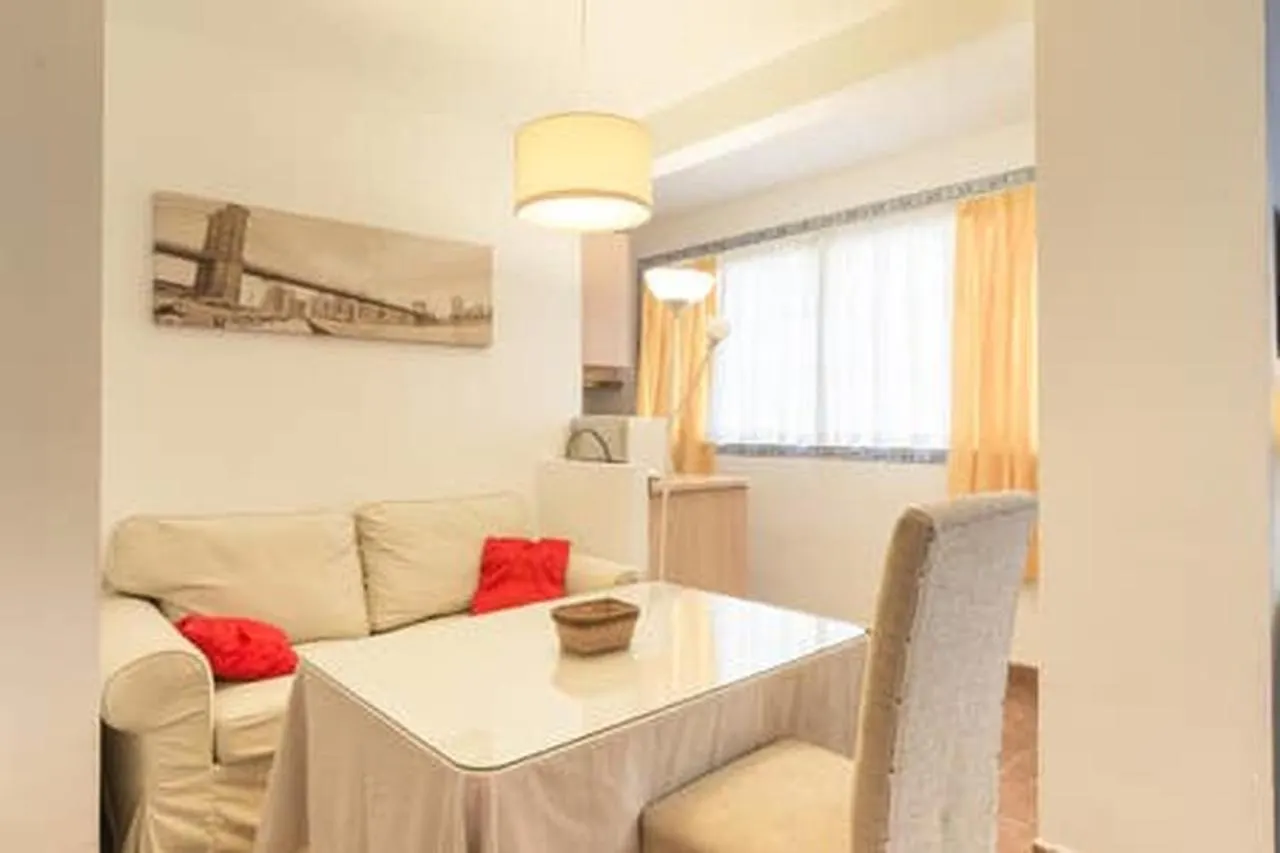 Comfortable Studio In Balneario Beach Málaga Daire