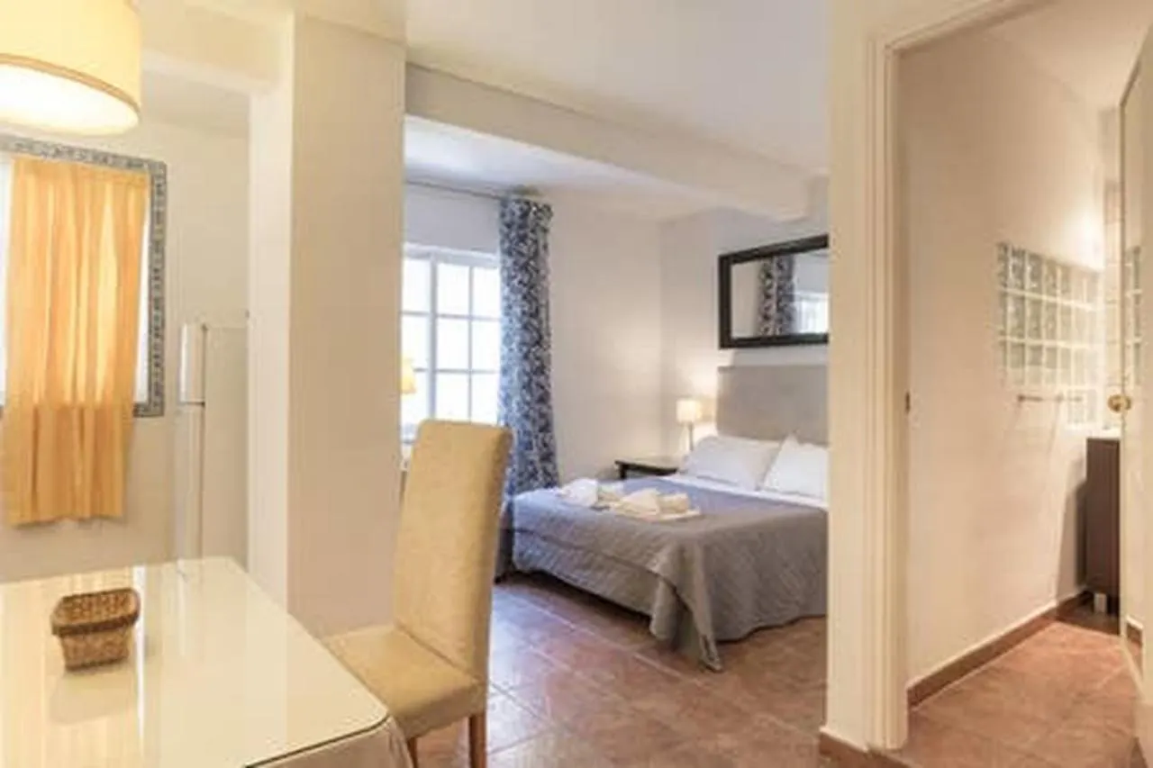 Daire Comfortable Studio In Balneario Beach Málaga